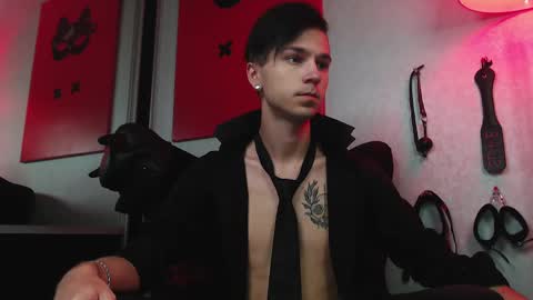 Snapshot of joseph__quinn chatting on February 27, 8:06 am Master Joseph online show from February 27, 8:06 am