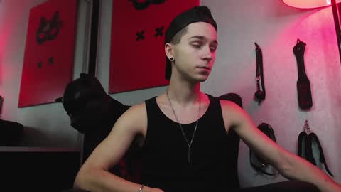 Snapshot of joseph__quinn chatting on January 17, 11:49 am Master Joseph online show from January 17, 11:49 am