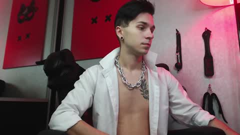 Snapshot of joseph__quinn chatting on January 21, 8:11 am Master Joseph online show from January 21, 8:11 am