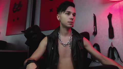 Snapshot of joseph__quinn chatting on January 26, 2:52 pm Master Joseph online show from January 26, 2:52 pm