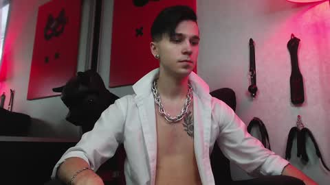 Snapshot of joseph__quinn chatting on February 2, 11:19 am Master Joseph online show from February 2, 11:19 am