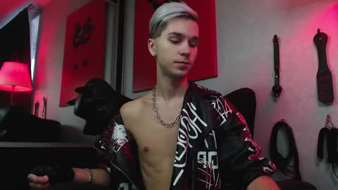 Snapshot of joseph__quinn chatting on December 5, 8:55 am Master Joseph online show from December 5, 8:55 am