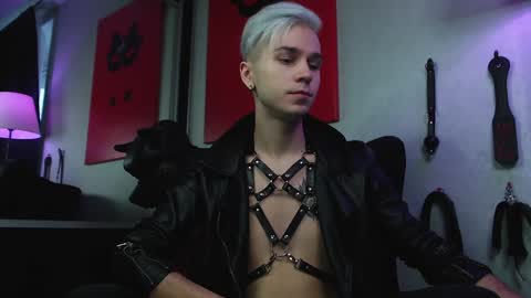 Snapshot of joseph__quinn chatting on December 9, 7:50 am Master Joseph online show from December 9, 7:50 am