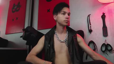 Snapshot of joseph__quinn chatting on February 26, 8:37 am Master Joseph online show from February 26, 8:37 am