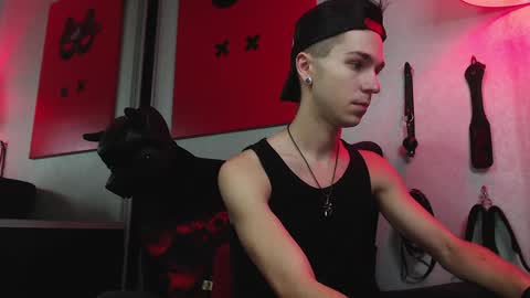 Snapshot of joseph__quinn chatting on February 1, 11:21 am Master Joseph online show from February 1, 11:21 am