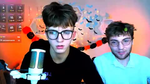 Snapshot of joseph_bear_ chatting on October 25, 8:32 pm joseph_bear_ online show from October 25, 8:32 pm