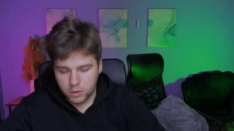 joseph_bear_ online show from March 26, 1:59 pm