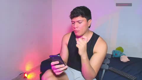 JOSEPH BROWN online show from April 9, 6:19 am