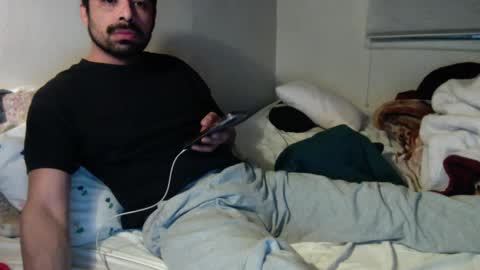 josephs1990 online show from January 4, 5:37 am