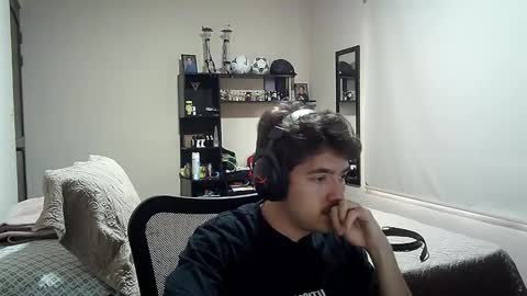 Josh online show from December 3, 9:34 pm