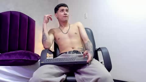 JoshBeech online show from February 20, 1:02 pm