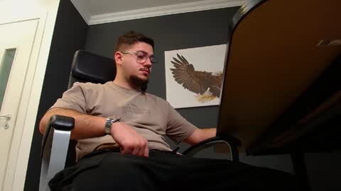 JoshKnight online show from December 15, 5:56 am