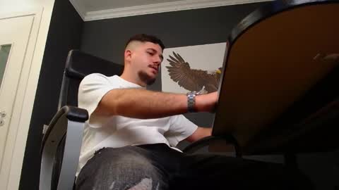 JoshKnight online show from December 4, 6:00 am