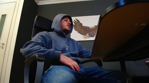 JoshKnight online show from March 6, 5:14 am