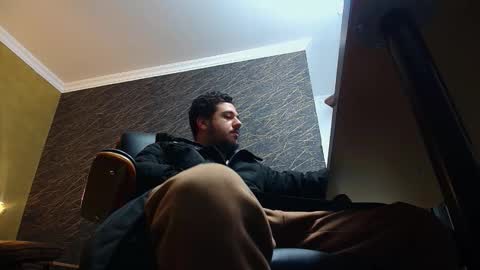 JoshKnight online show from November 27, 6:39 am