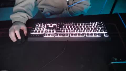 SeekingFem226 online show from December 15, 7:27 am