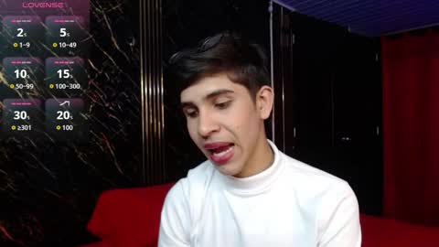 joshua_saenz_ online show from May 27, 2:19 am