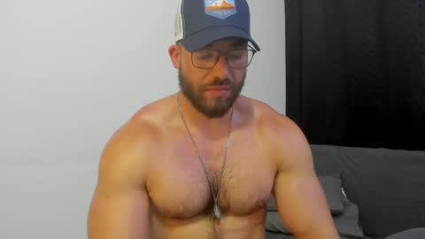 Snapshot of joshualyon chatting on September 12, 6:08 pm      Joshua The Lion  online show from September 12, 6:08 pm