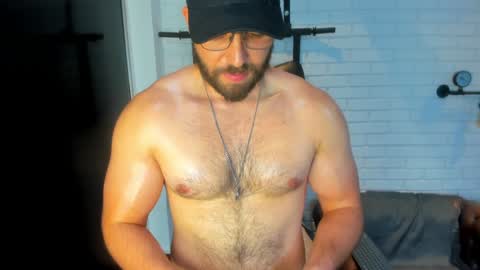 Snapshot of joshualyon chatting on January 16, 7:52 pm      Joshua The Lion  online show from January 16, 7:52 pm