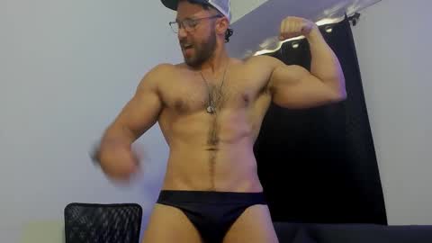 Snapshot of joshualyon chatting on September 29, 5:09 pm      Joshua The Lion  online show from September 29, 5:09 pm