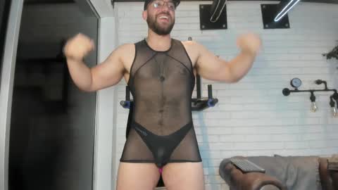 Snapshot of joshualyon chatting on February 15, 11:50 am      Joshua The Lion  online show from February 15, 11:50 am