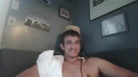 joshuamadeit123 online show from June 28, 12:05 am