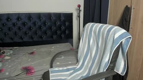 josy online show from April 27, 2:41 am