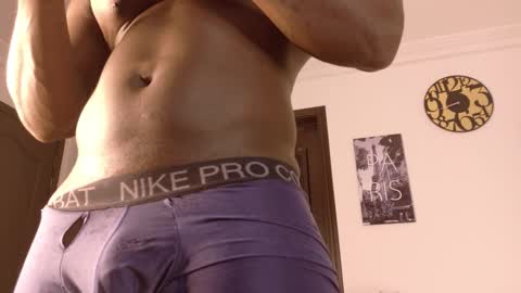 Snapshot of jothafit chatting on October 29, 12:52 pm jothafit online show from October 29, 12:52 pm