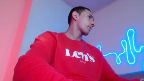 Snapshot of joy_lopezfit chatting on January 17, 1:13 pm  JOYLOPEZFIT online show from January 17, 1:13 pm