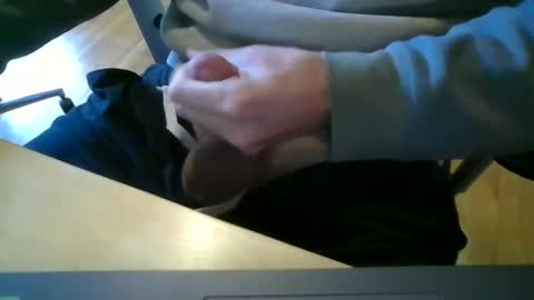 Snapshot of jpguy1989 chatting on December 23, 5:11 pm jpguy1989 online show from December 23, 5:11 pm