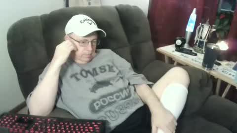 jpmel99 online show from January 4, 11:27 pm