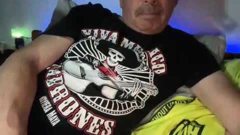 Snapshot of jraiven chatting on December 30, 12:22 am Soy Rai online show from December 30, 12:22 am