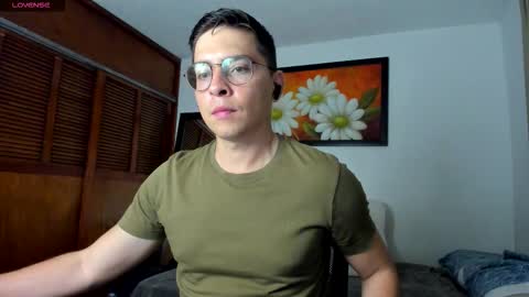 Cristian- tellme Criis online show from October 25, 4:25 am