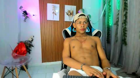 juan_contreras7 online show from October 9, 11:26 am