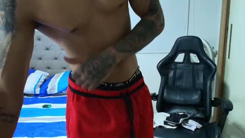 juan_gomez_1 online show from July 8, 11:03 am