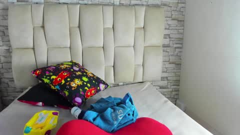 JUAN online show from February 5, 12:49 pm