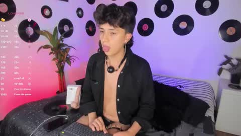 juandaaa__ online show from March 19, 2:04 am