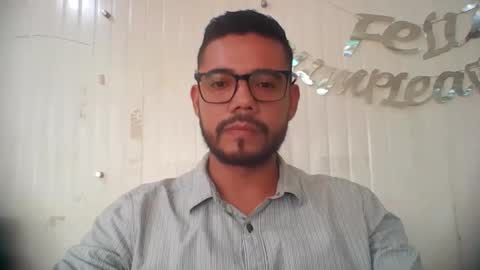 juanfe_style online show from December 16, 4:03 pm