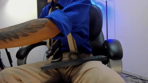 Juank online show from November 8, 3:15 pm