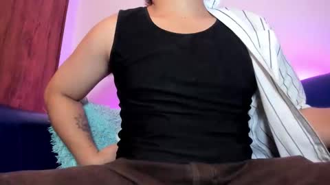 JUAN  online show from February 22, 7:21 am