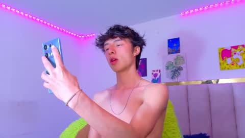 juanmres online show from June 23, 7:17 pm