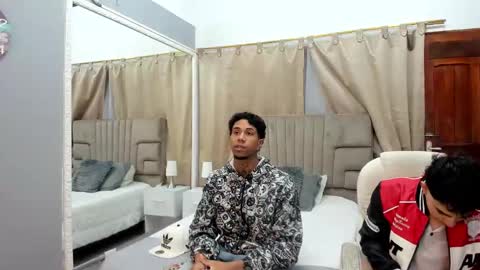 julian billy online show from January 10, 11:33 am