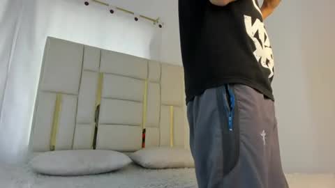 Julian online show from July 13, 7:27 pm