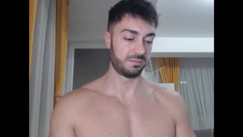 JulianRoyce online show from November 11, 5:18 pm