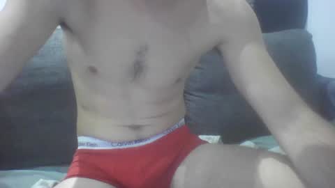 Snapshot of julien6100 chatting on September 26, 11:41 am Juju online show from September 26, 11:41 am