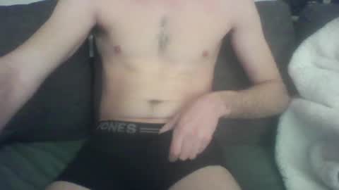 Snapshot of julien6100 chatting on January 20, 10:59 pm Juju online show from January 20, 10:59 pm