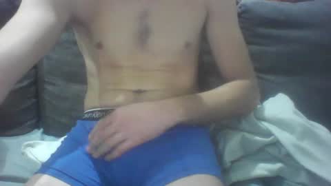 Snapshot of julien6100 chatting on October 16, 11:13 pm Juju online show from October 16, 11:13 pm