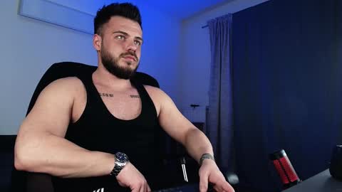 Snapshot of juliusmasters chatting on February 1, 8:47 pm JULiUS   online show from February 1, 8:47 pm
