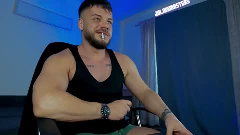 Snapshot of juliusmasters chatting on February 7, 8:22 am JULiUS   online show from February 7, 8:22 am