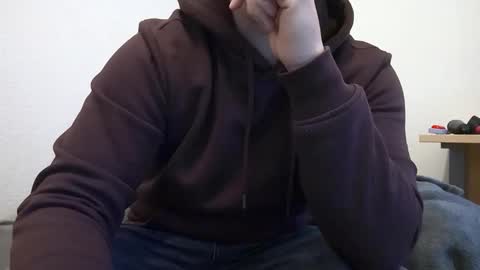 julzzy21 online show from November 27, 8:40 am